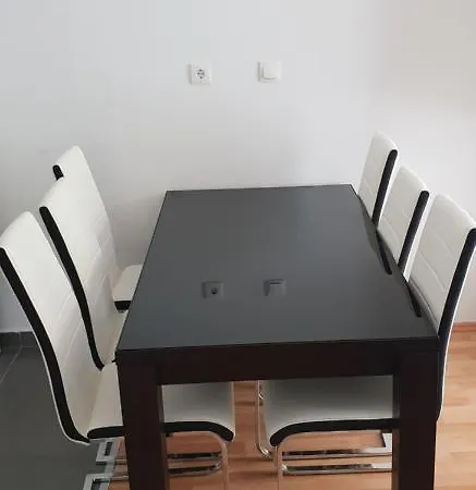 Pujanke - Large 3 Bedroom * 스플리트