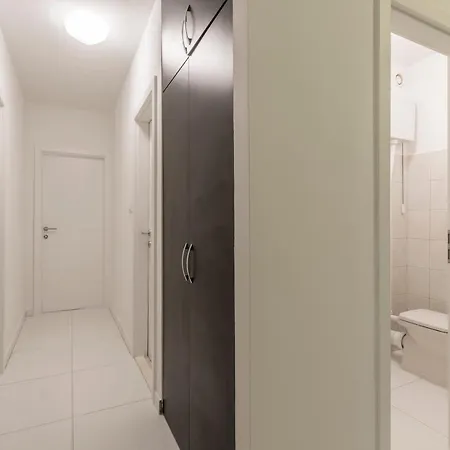 Pujanke - Large 3 Bedroom 아파트