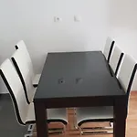 Pujanke - Large 3 Bedroom * Split